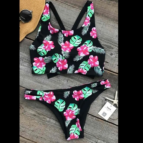 Cupshe Choose Me Floral Monstera Plant Bikini M - Picture 1 of 5
